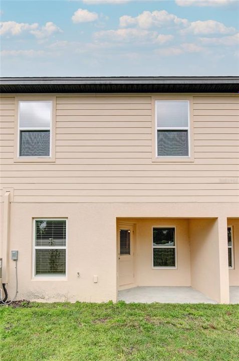 待售: $269,500 (2 贝兹, 2 浴室, 1668 平方英尺)