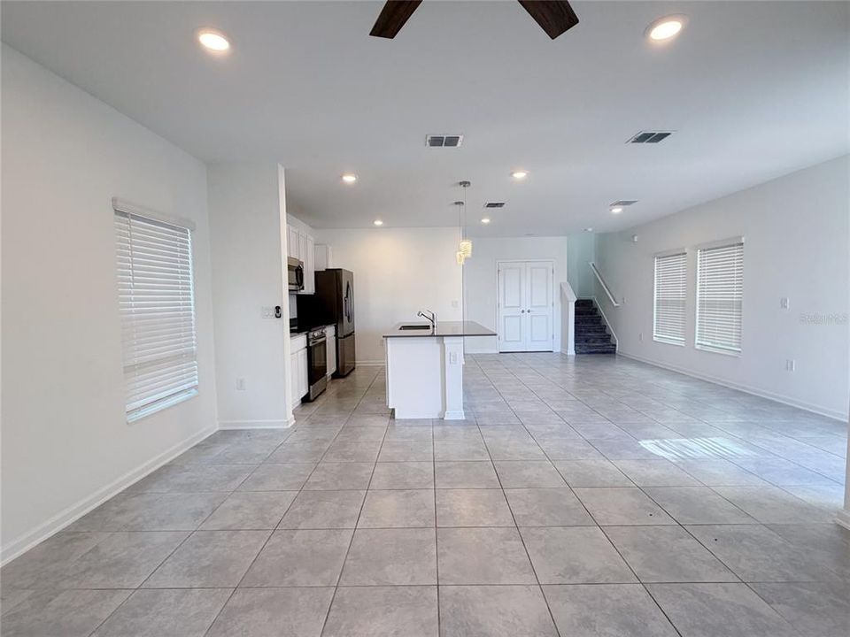 En Renta: $2,600 (3 camas, 2 baños, 1821 Pies cuadrados)