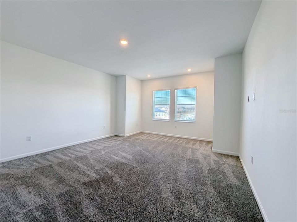 En Renta: $2,600 (3 camas, 2 baños, 1821 Pies cuadrados)