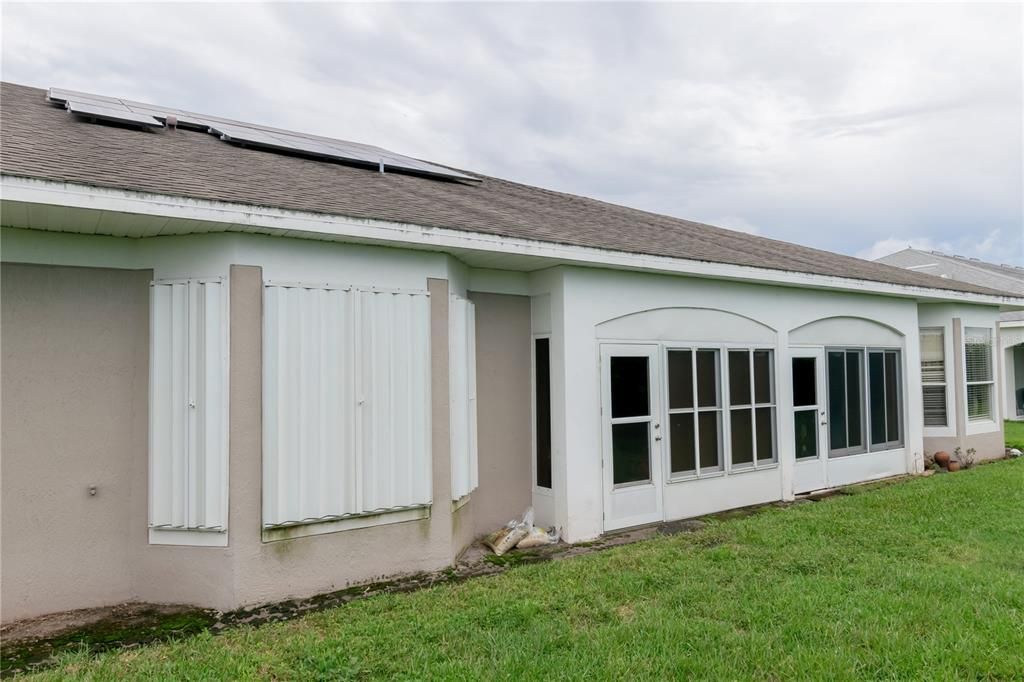 For Sale: $330,000 (3 beds, 2 baths, 1512 Square Feet)