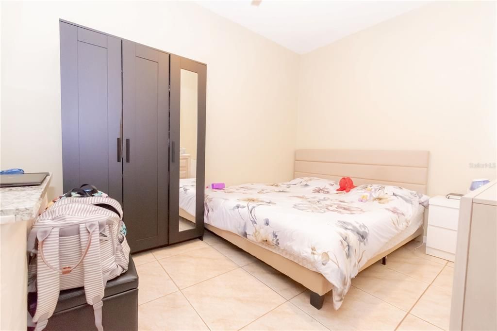 For Sale: $330,000 (3 beds, 2 baths, 1512 Square Feet)