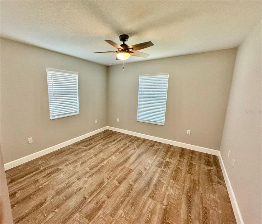 待售: $375,000 (2 贝兹, 2 浴室, 1020 平方英尺)