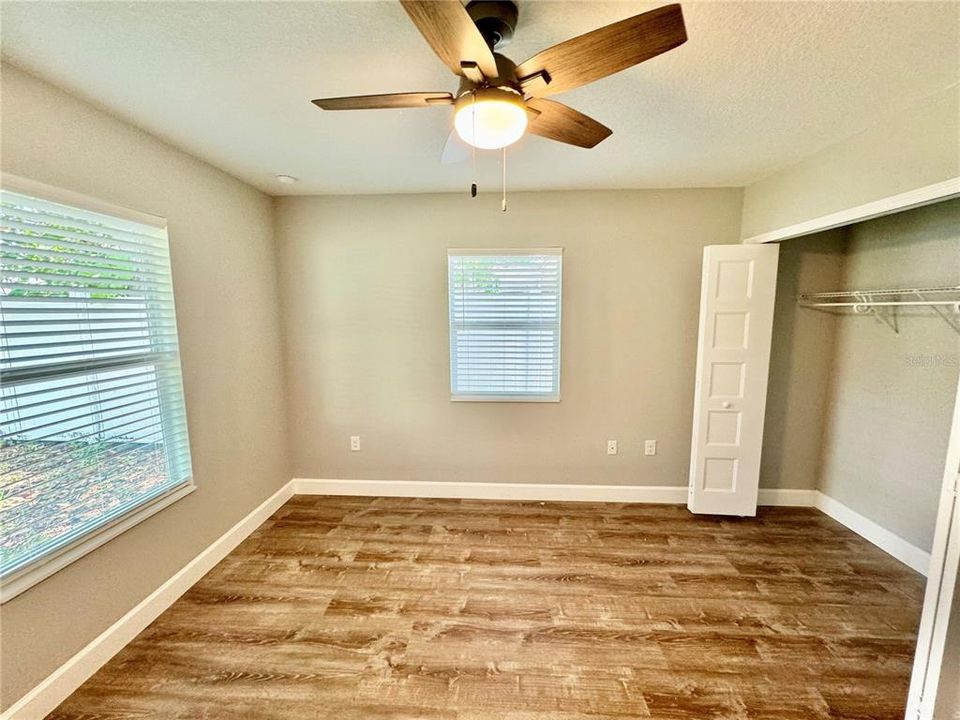 待售: $375,000 (2 贝兹, 2 浴室, 1020 平方英尺)