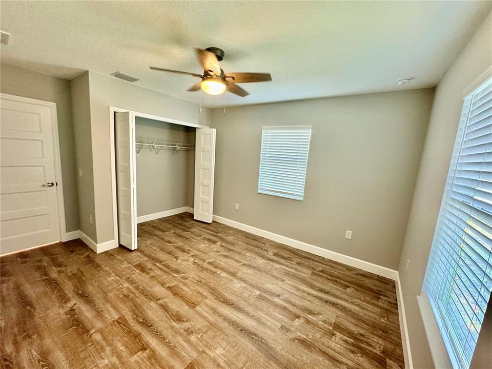 待售: $375,000 (2 贝兹, 2 浴室, 1020 平方英尺)