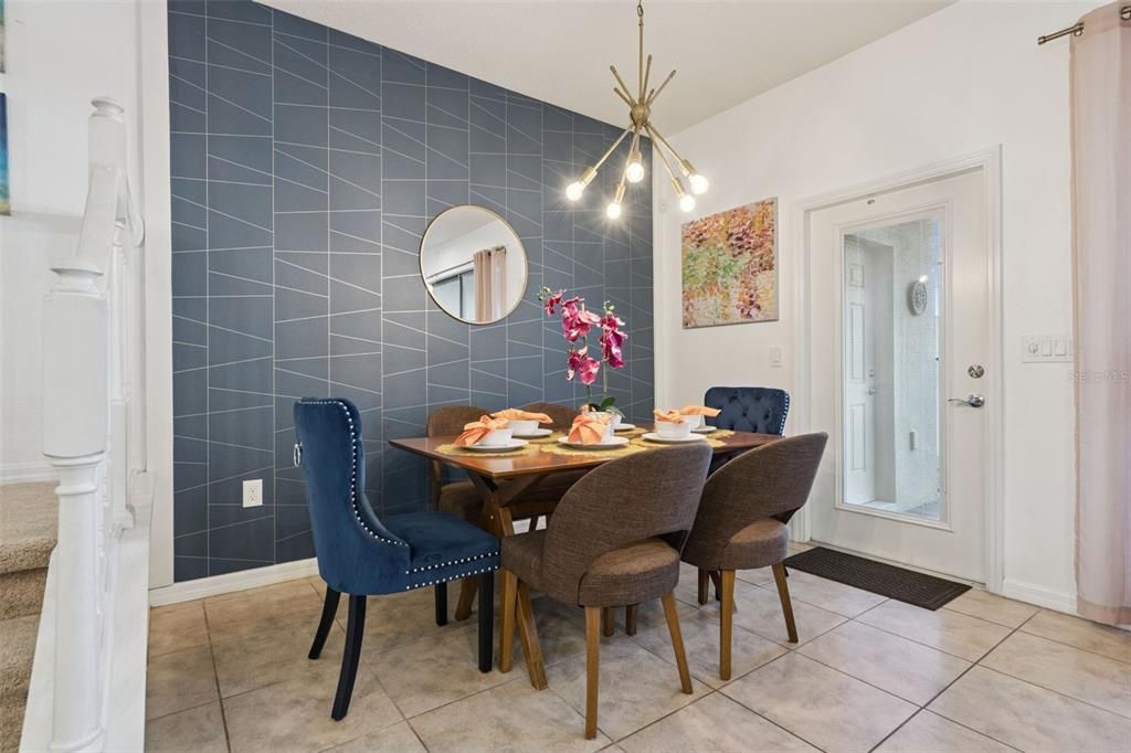 For Sale: $450,000 (5 beds, 4 baths, 2263 Square Feet)