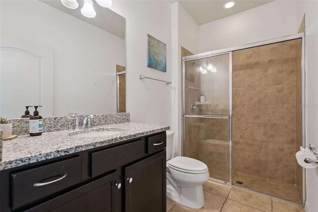 For Sale: $450,000 (5 beds, 4 baths, 2263 Square Feet)