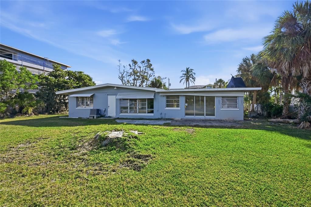 En Venta: $1,295,000 (2 camas, 1 baños, 1579 Pies cuadrados)