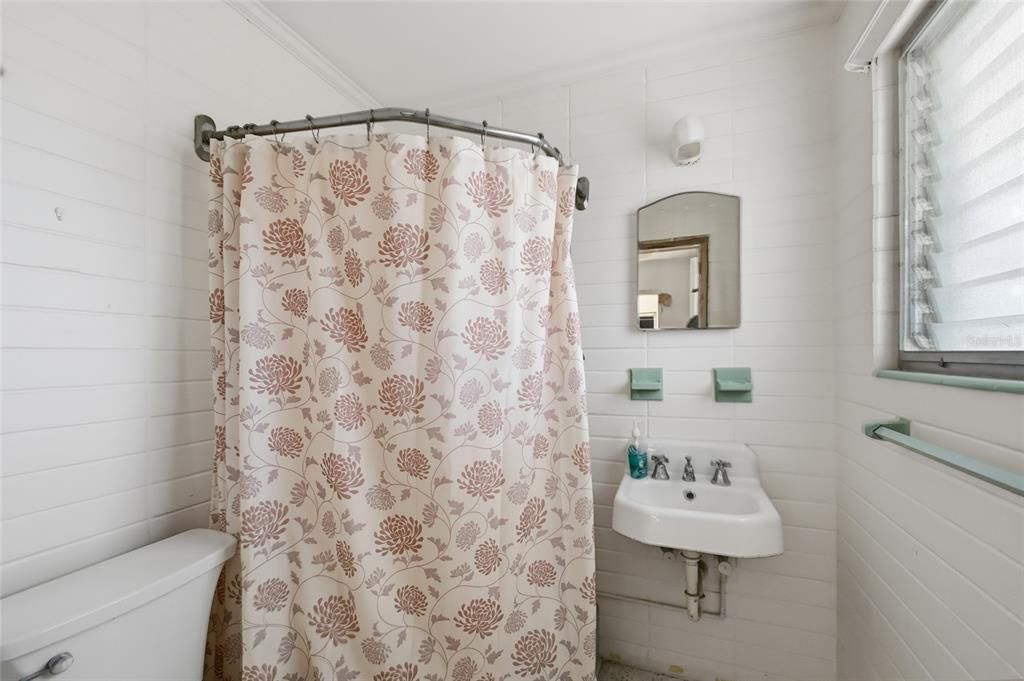 En Venta: $1,295,000 (2 camas, 1 baños, 1579 Pies cuadrados)