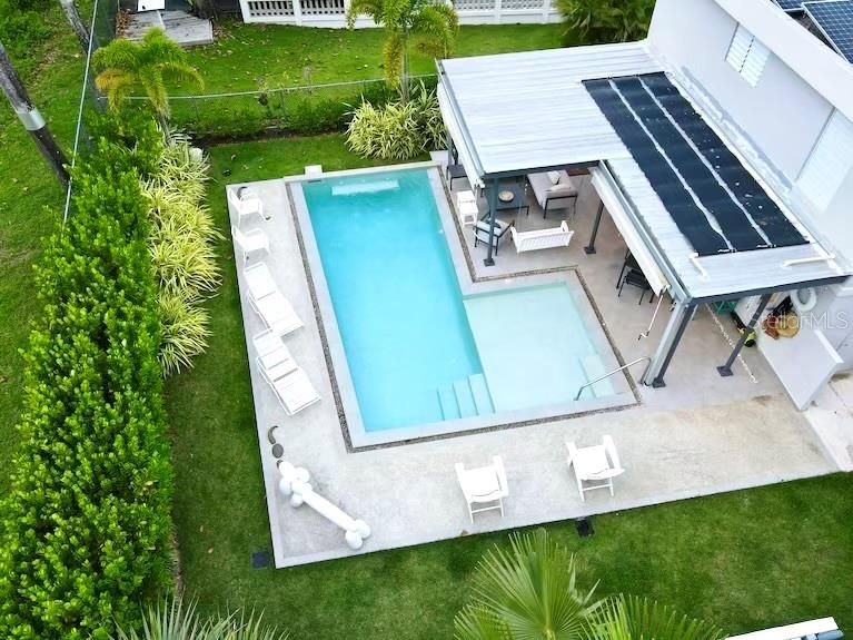 For Rent: $12,900 (5 beds, 4 baths, 3000 Square Feet)