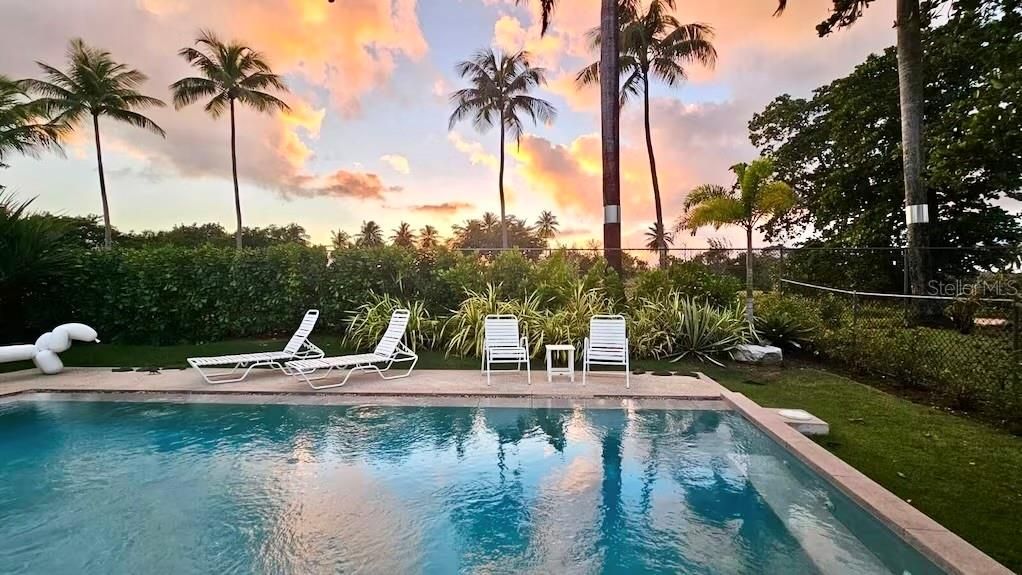 For Rent: $12,900 (5 beds, 4 baths, 3000 Square Feet)