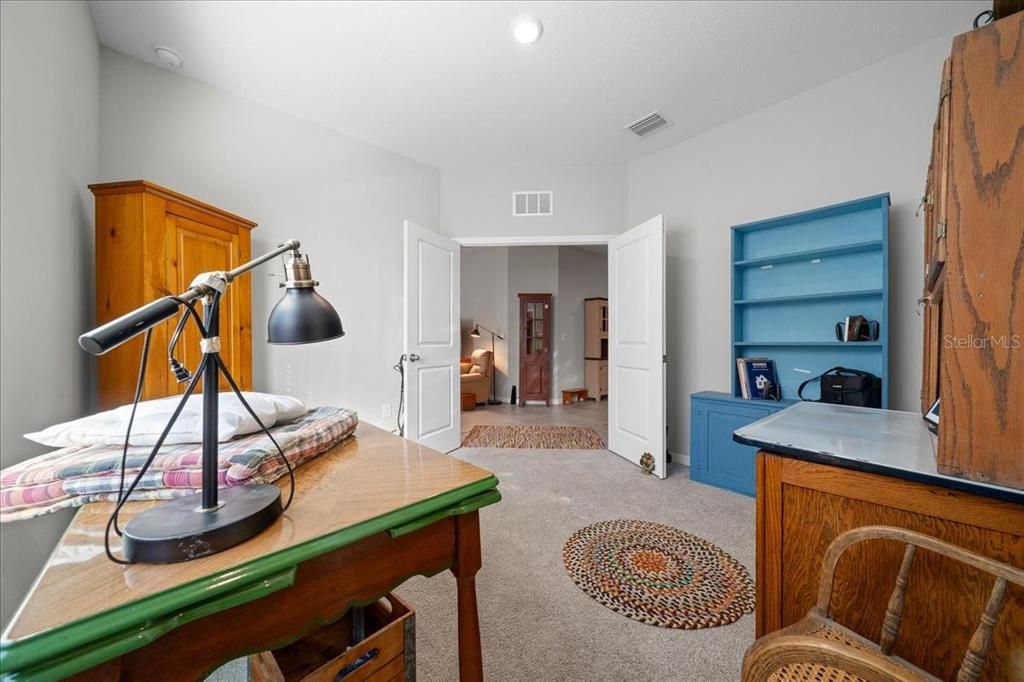 待售: $254,000 (2 贝兹, 2 浴室, 1552 平方英尺)