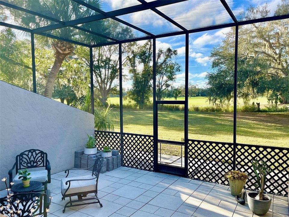 For Sale: $150,000 (1 beds, 1 baths, 504 Square Feet)