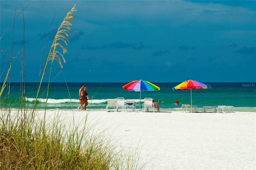 For Sale: $150,000 (1 beds, 1 baths, 504 Square Feet)