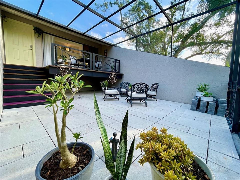 For Sale: $150,000 (1 beds, 1 baths, 504 Square Feet)