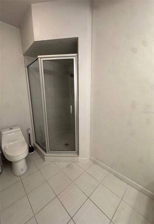 出租: $1,700 (2 贝兹, 2 浴室, 941 平方英尺)