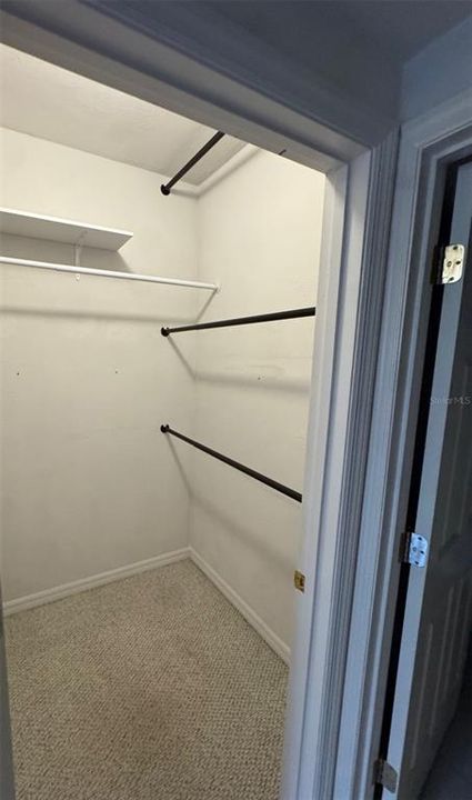 出租: $1,700 (2 贝兹, 2 浴室, 941 平方英尺)