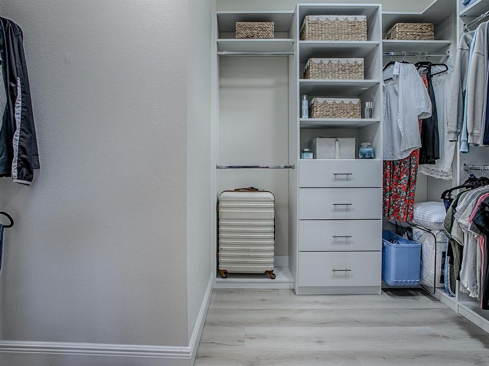 На продажу: $799,000 (3 спален, 2 ванн, 2000 Квадратных фут)