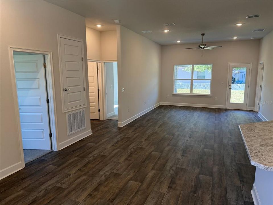 En Renta: $1,800 (3 camas, 2 baños, 1505 Pies cuadrados)