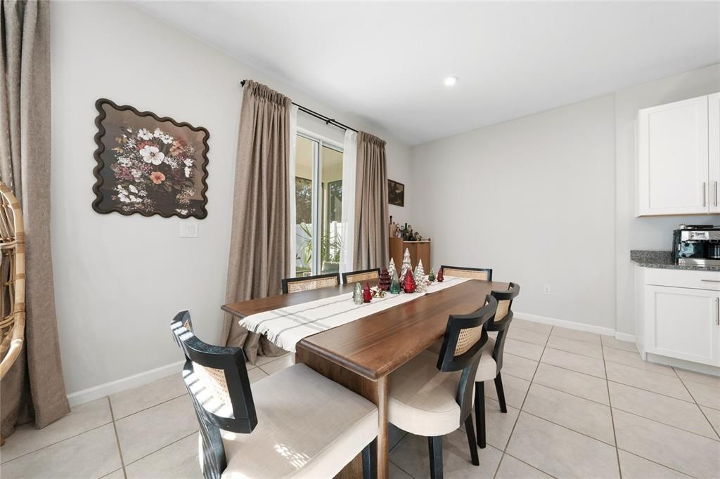 En Renta: $2,650 (3 camas, 2 baños, 1843 Pies cuadrados)