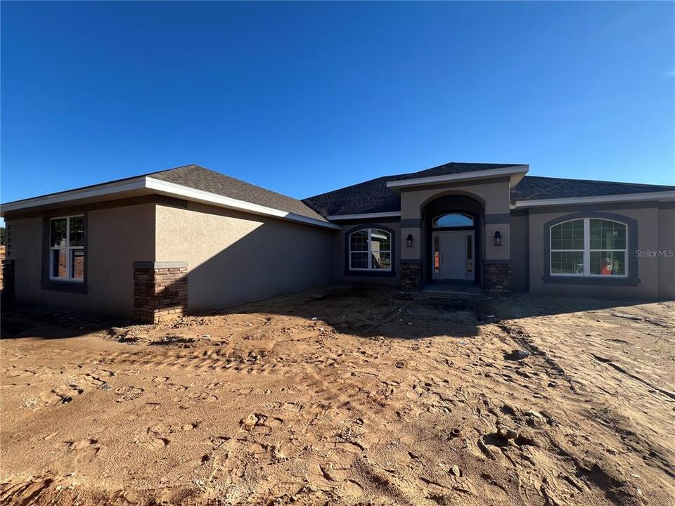 На продажу: $552,100 (4 спален, 2 ванн, 2330 Квадратных фут)