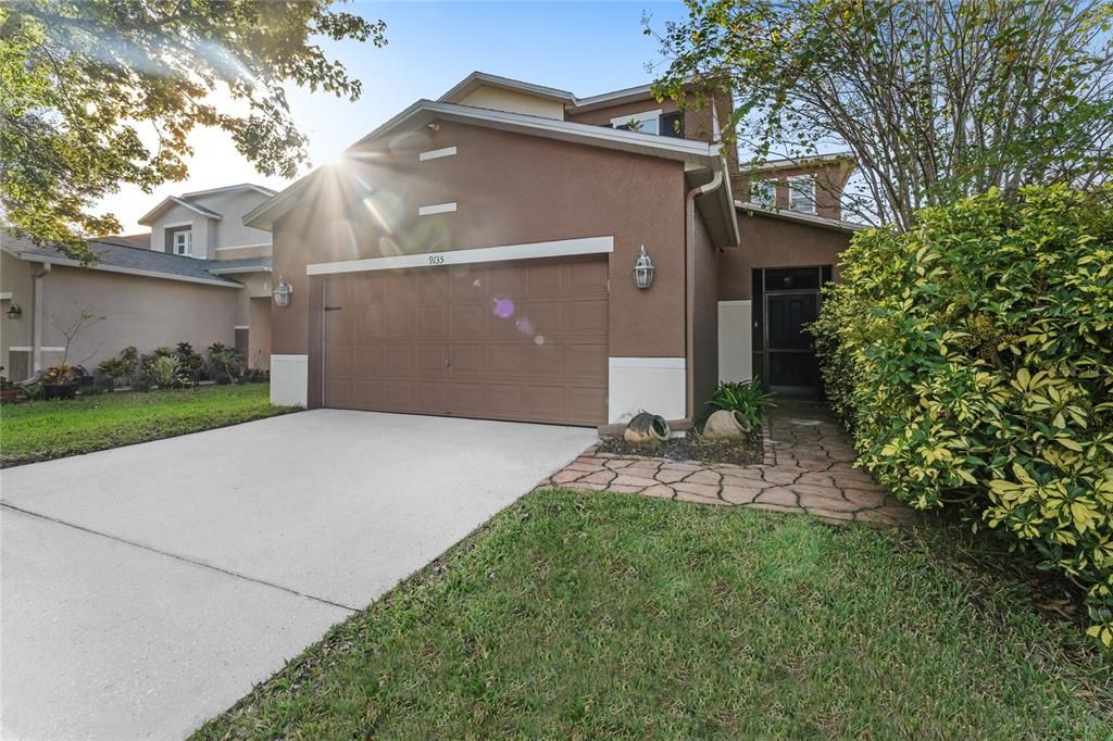 For Rent: $2,250 (3 beds, 2 baths, 1719 Square Feet)