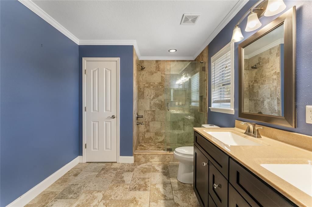 For Rent: $2,250 (3 beds, 2 baths, 1719 Square Feet)