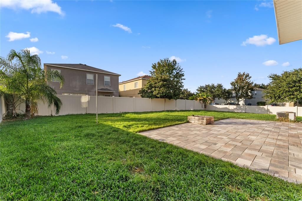 For Rent: $2,250 (3 beds, 2 baths, 1719 Square Feet)