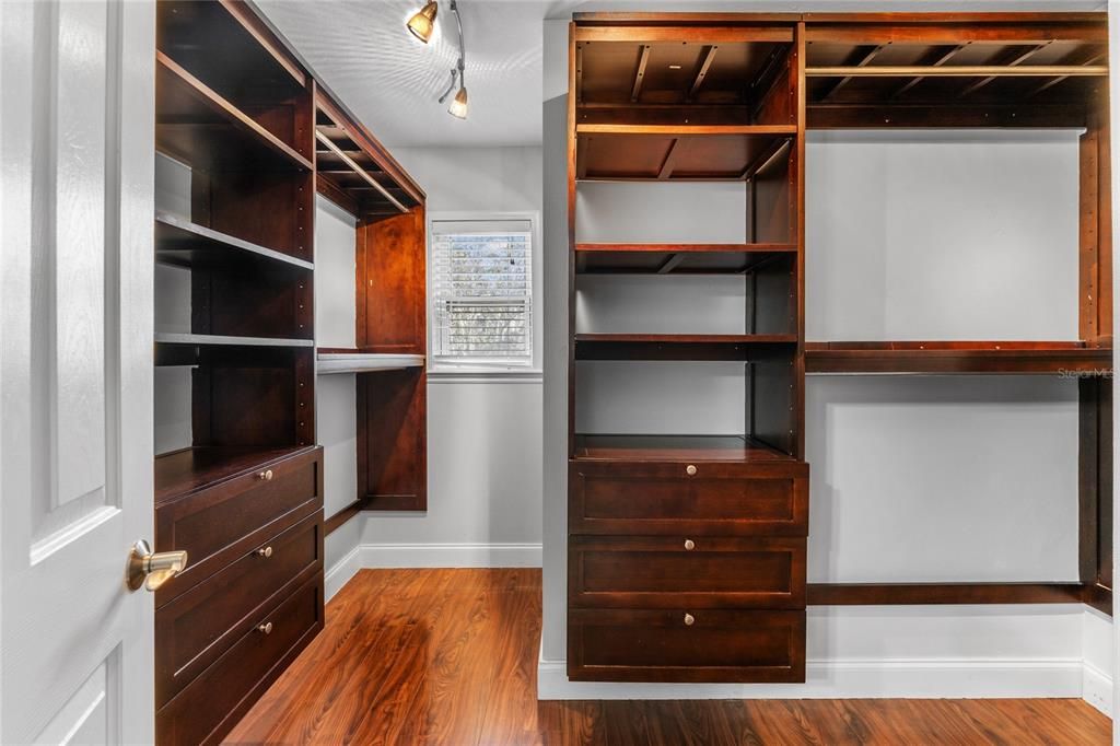 For Rent: $2,250 (3 beds, 2 baths, 1719 Square Feet)