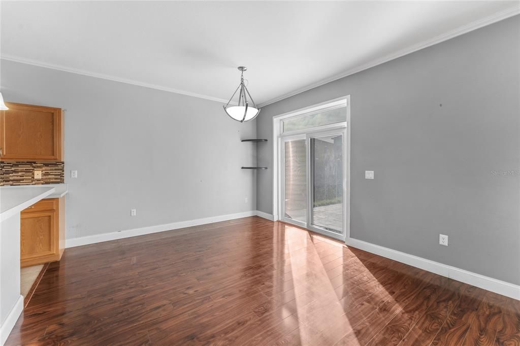 For Rent: $2,250 (3 beds, 2 baths, 1719 Square Feet)