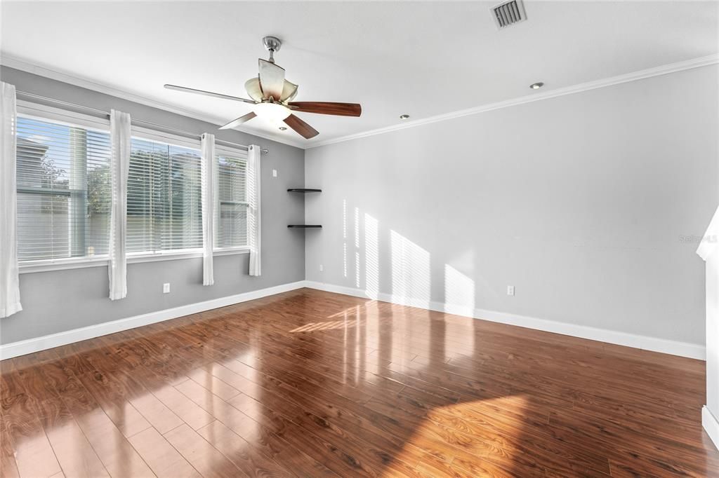 For Rent: $2,250 (3 beds, 2 baths, 1719 Square Feet)