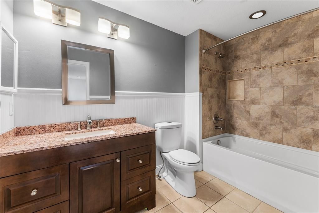 For Rent: $2,250 (3 beds, 2 baths, 1719 Square Feet)