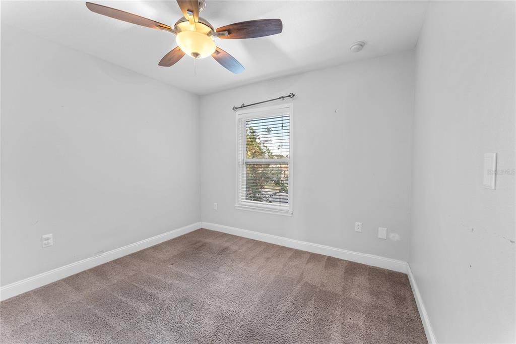 For Rent: $2,250 (3 beds, 2 baths, 1719 Square Feet)