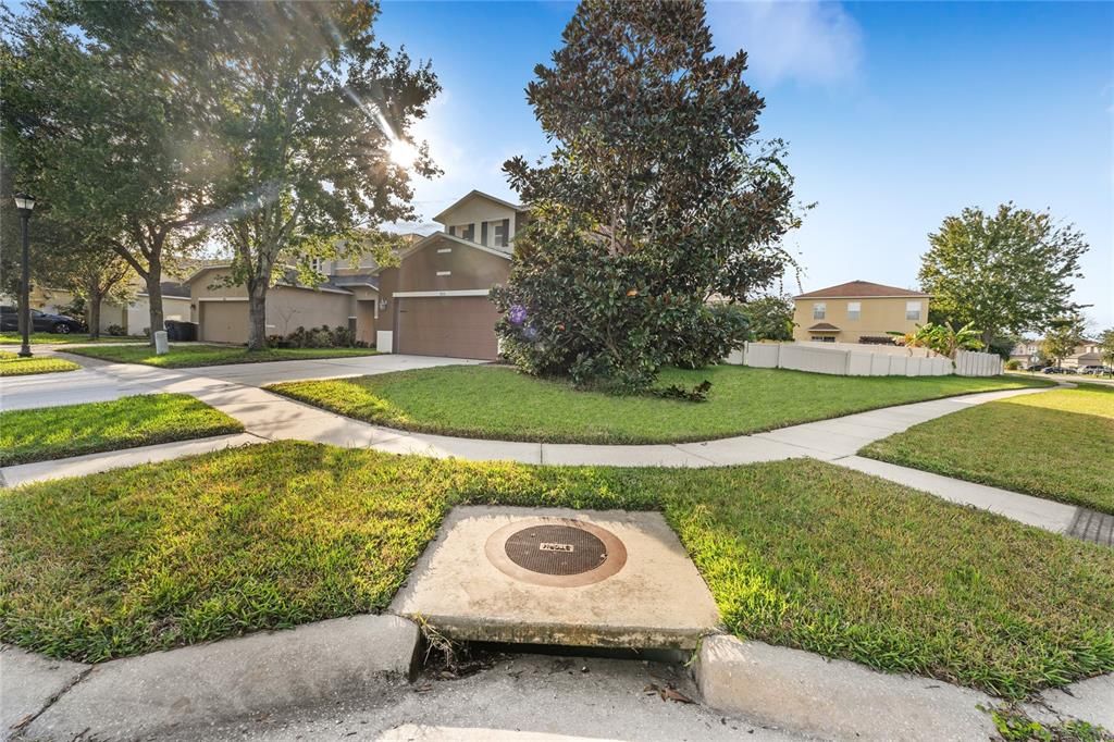 For Rent: $2,250 (3 beds, 2 baths, 1719 Square Feet)