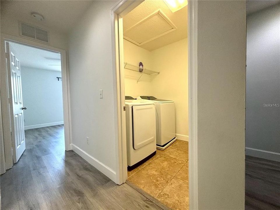 出租: $2,400 (3 贝兹, 2 浴室, 1496 平方英尺)