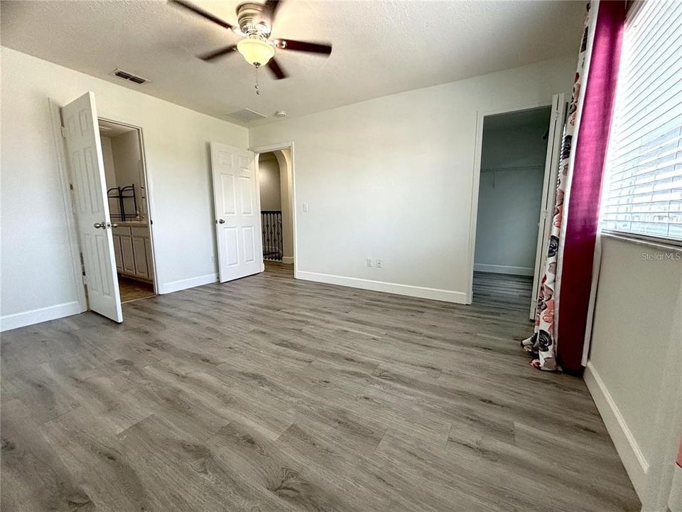 出租: $2,400 (3 贝兹, 2 浴室, 1496 平方英尺)