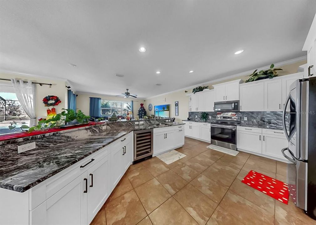 For Sale: $645,000 (4 beds, 2 baths, 3519 Square Feet)