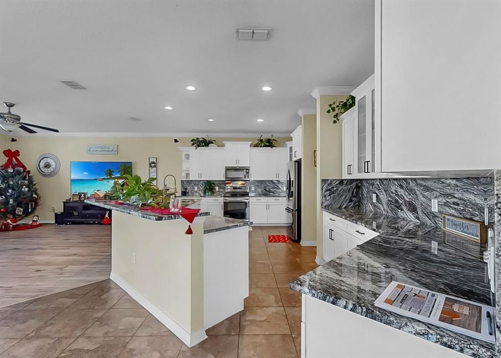 For Sale: $645,000 (4 beds, 2 baths, 3519 Square Feet)