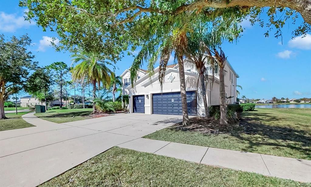 For Sale: $645,000 (4 beds, 2 baths, 3519 Square Feet)