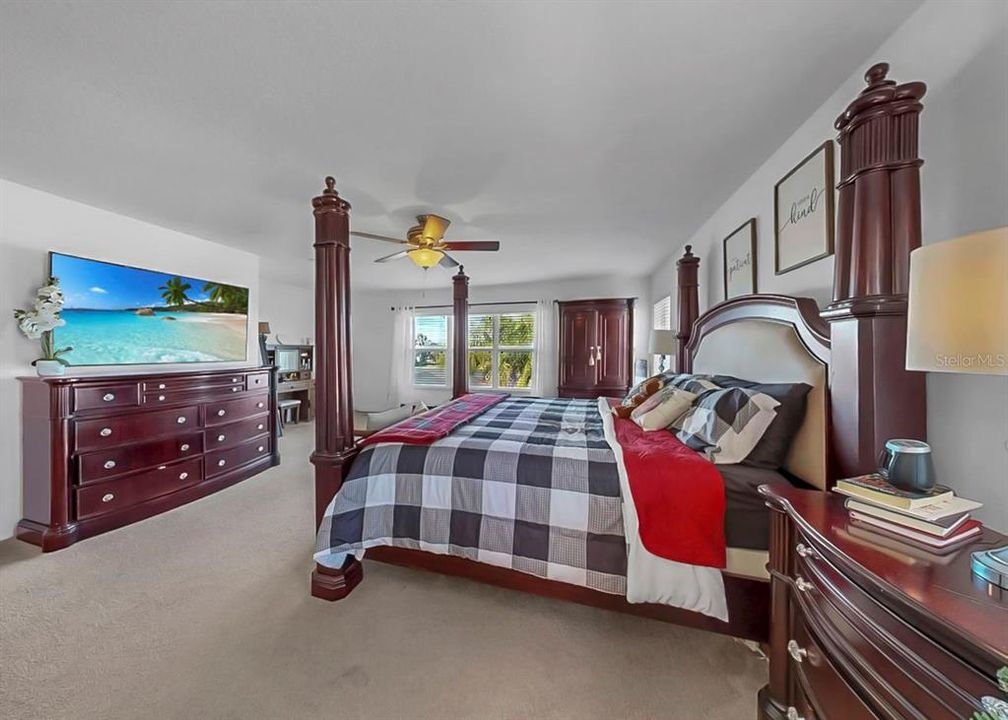 For Sale: $645,000 (4 beds, 2 baths, 3519 Square Feet)