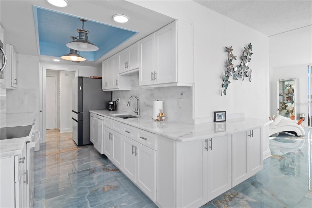 出租: $5,000 (2 贝兹, 2 浴室, 1479 平方英尺)