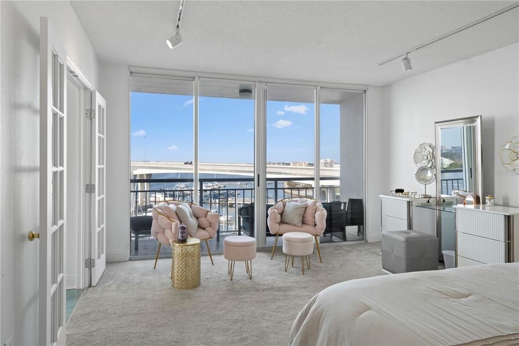 出租: $5,000 (2 贝兹, 2 浴室, 1479 平方英尺)