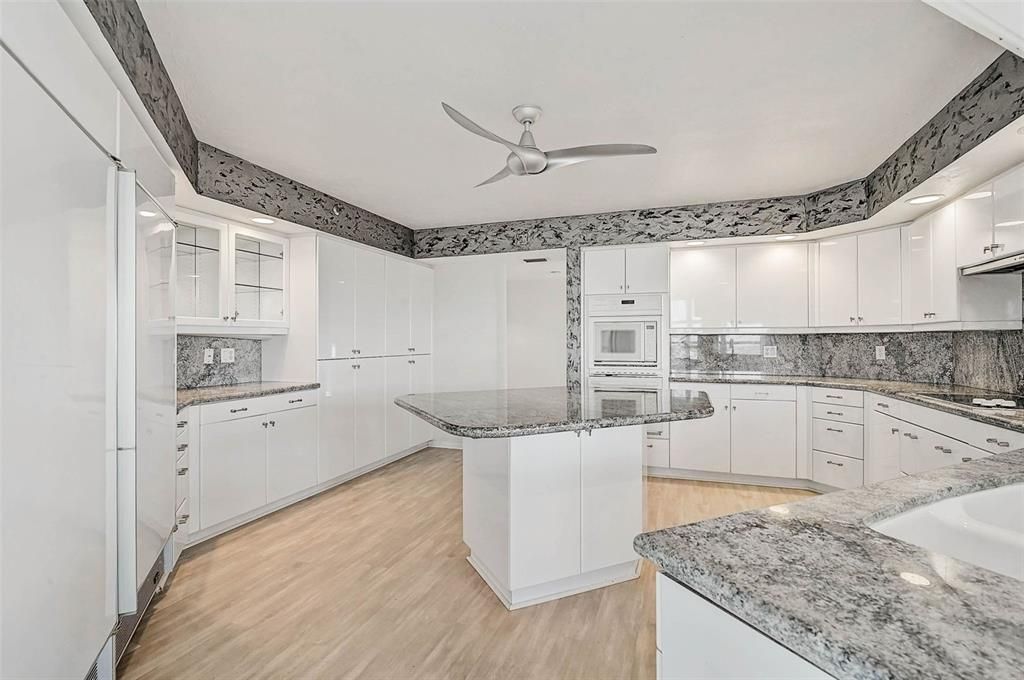 待售: $1,990,000 (3 贝兹, 2 浴室, 2315 平方英尺)