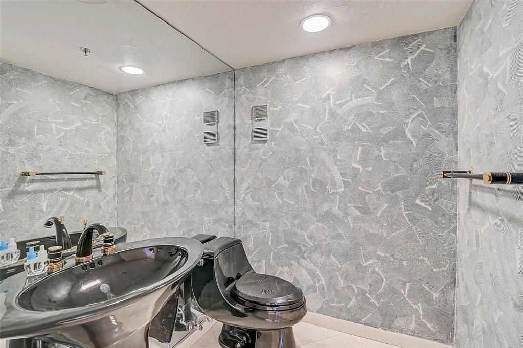 待售: $1,990,000 (3 贝兹, 2 浴室, 2315 平方英尺)