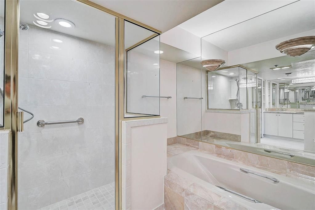 待售: $1,990,000 (3 贝兹, 2 浴室, 2315 平方英尺)