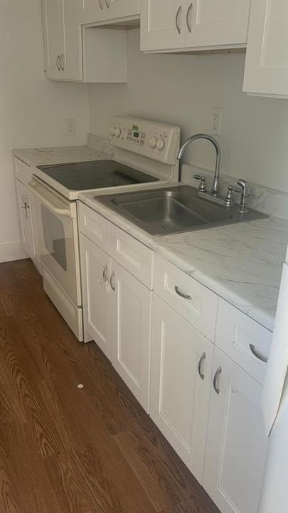 For Rent: $1,550 (2 beds, 1 baths, 1000 Square Feet)