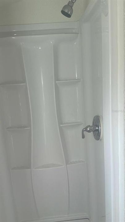 For Rent: $1,550 (2 beds, 1 baths, 1000 Square Feet)