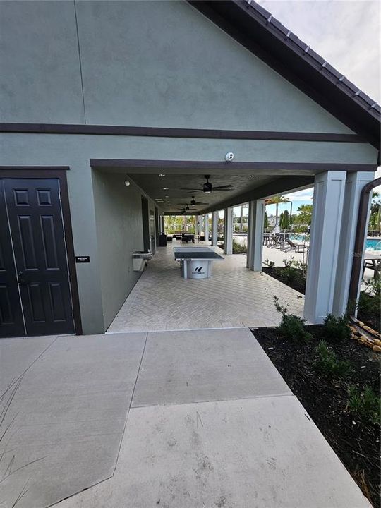 For Rent: $2,500 (3 beds, 2 baths, 1560 Square Feet)