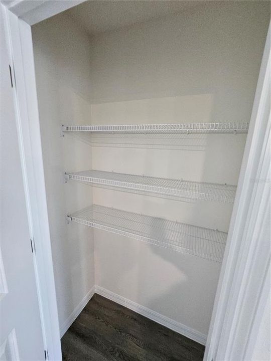 For Rent: $2,500 (3 beds, 2 baths, 1560 Square Feet)