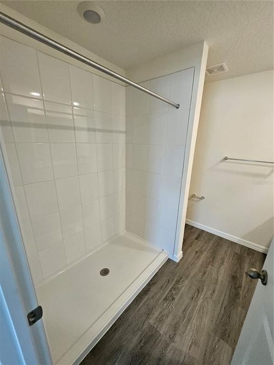 For Rent: $2,500 (3 beds, 2 baths, 1560 Square Feet)