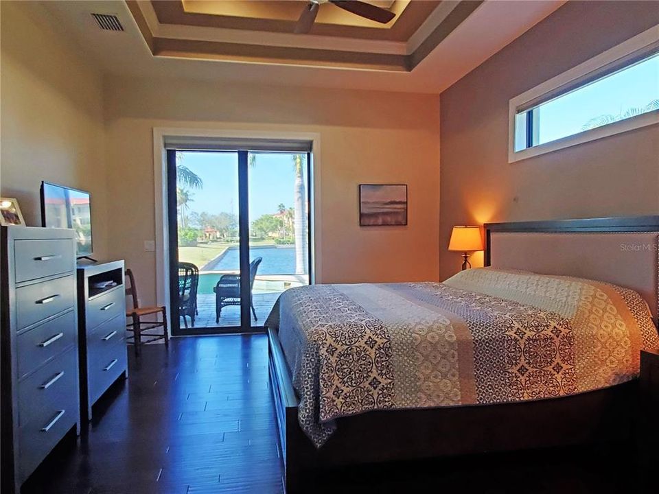 待售: $995,000 (3 贝兹, 3 浴室, 2562 平方英尺)